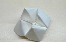 奢侈品史上“最疯癫”设计曝光，网友：玷污童年！